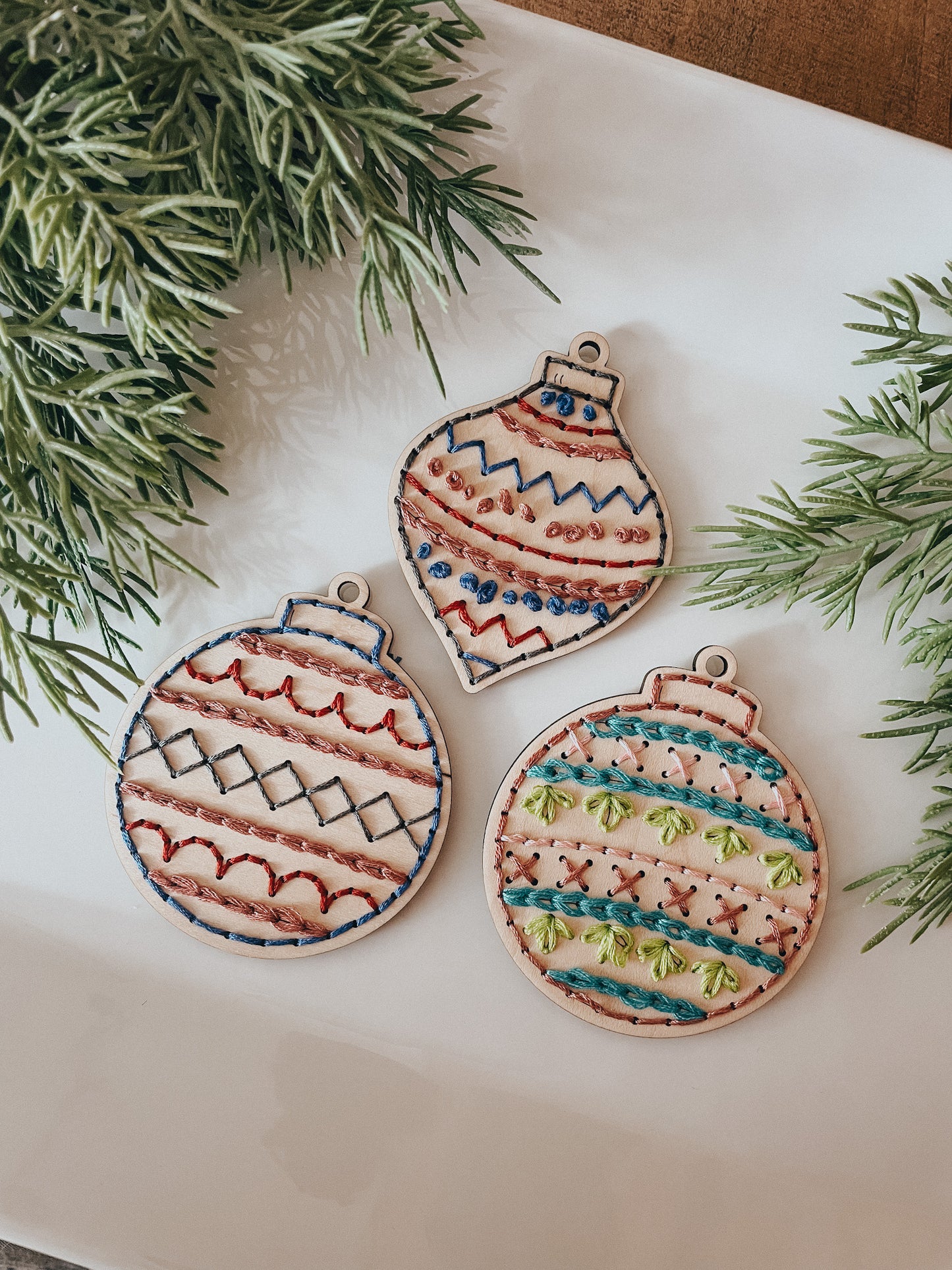 Round Ornament 2 | Embroidery Kit